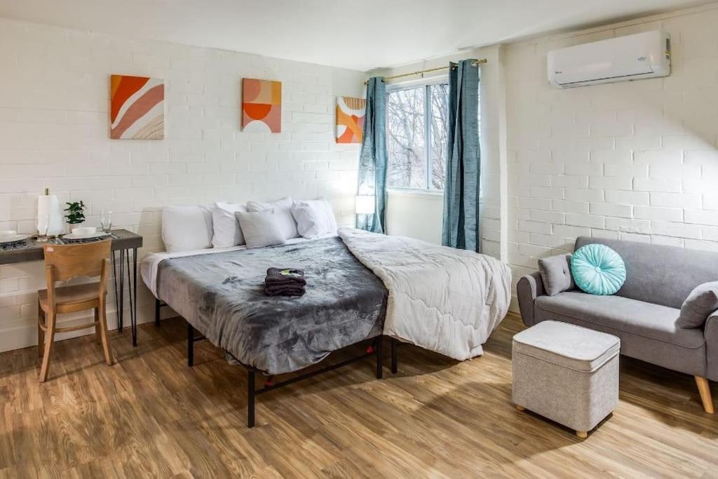 Studio W/ King Bed Near Dwtn 로체스터 외부 사진